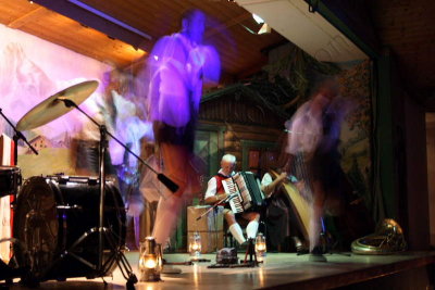 08-08-02-21-42-02_Miners Dance FamilieGundolf Tyrolean evening Innsbruck_8329.JPG