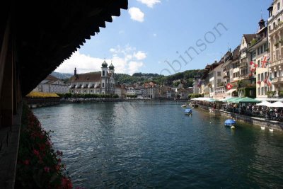 08-08-03-14-12-35_Covered bridge Lucerne_8442.JPG