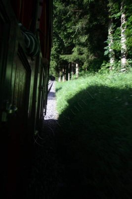08-08-04-08-38-50_Funicular ride up Stanserhorn_8561.JPG