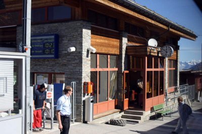 08-08-06-09-59-12_Riffelberg stop Gornergrat Railway_6775.JPG