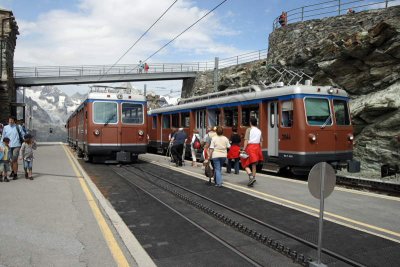 08-08-06-12-48-05_Gornergrat Station_6865.JPG