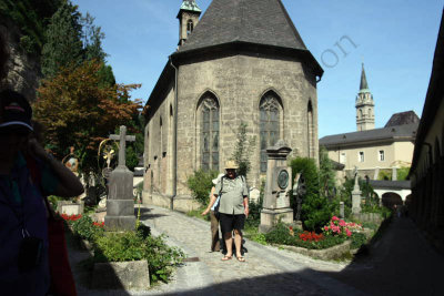 08-08-10-10-43-31_Graveyard that inspired the scene in Sound of music  Salzburg _7692.jpg