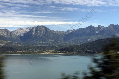 08-08-09-09-33-22_Lago di Santa Croce Following A27 to Cortina_7065.jpg