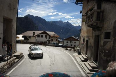 08-08-09-11-05-02_SS51 heading west to Cortina_7124.jpg