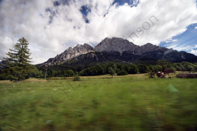 08-08-09-11-18-59_SS51 heading west to Cortina_7154.jpg