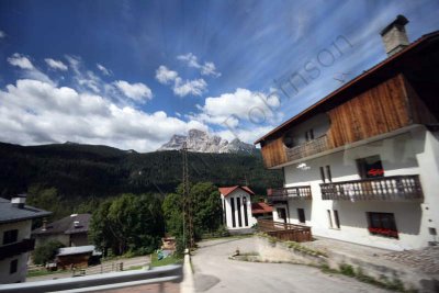 08-08-09-11-19-27_SS51 heading west to Cortina_7158.jpg