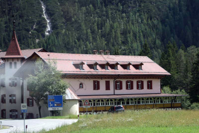08-08-09-13-24-59_Up into the Dolomites_7246.jpg