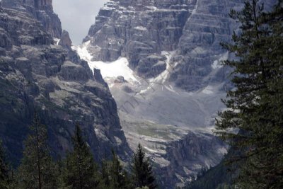 08-08-09-13-26-19_Up into the Dolomites_7252.jpg