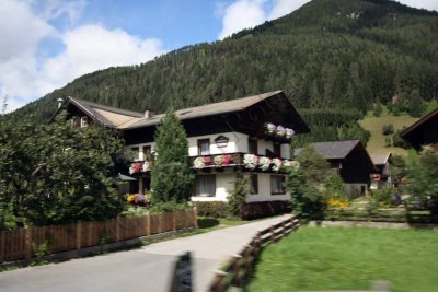 08-08-09-15-06-24_Up into the Dolomites_7399.jpg