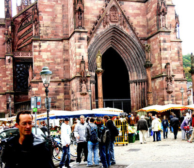 freiburg cahtedral and market.jpg