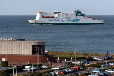 irish ferries arrive .jpg