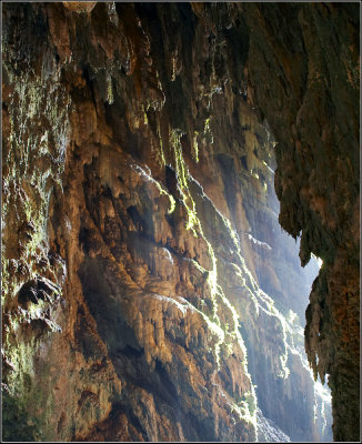 Cave in El Monasterio de Piedra