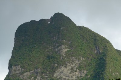1114 Summit of Mt. Mouaputa (830m)
