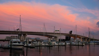 Marina and Acosta in Pink