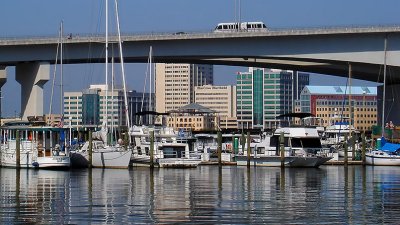 Marina and Acosta Bridge