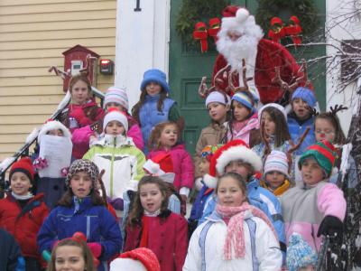 Santa's choir (singing Rudolph)
