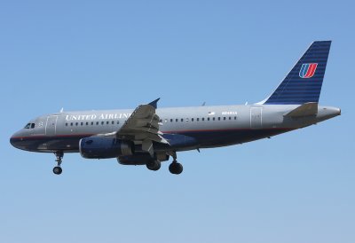 United Airlines  Airbus A319-131 N848UA