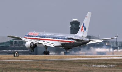 Boeing 757-2Q8 Landing at Baltimore, MD