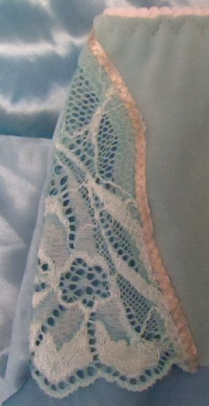 Lace Detail 3