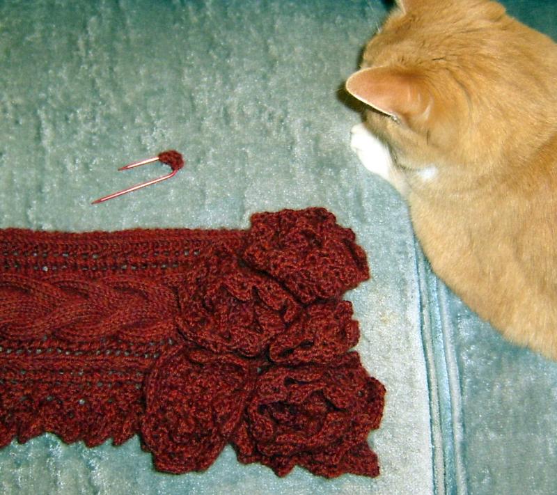 VK Lace Wrap with Pin & Catso