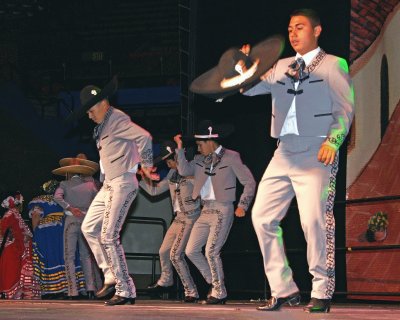 Folklorico 2008-11.jpg