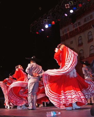 Folklorico 2008-16.jpg