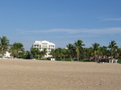 View of Lago Mar from the beach