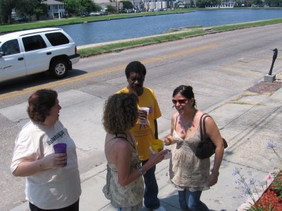 Map12, Masque, Claude0546 and nolajunkie enjoying the day at Labetaille's.jpg