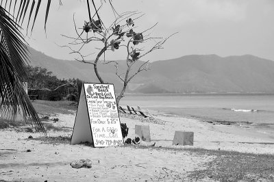Caan Bay Beach Sign
