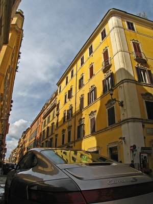German car, Italian street