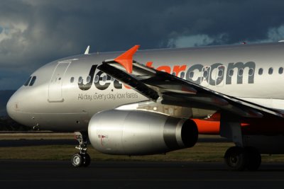 JETSTAR AIRBUS A320 HBA RF IMG_8401.jpg