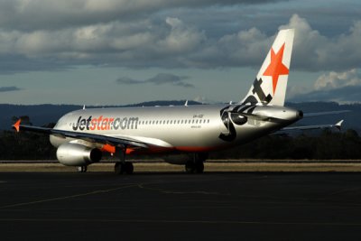 JETSTAR AIRBUS A320 HBA RF IMG_8405.jpg