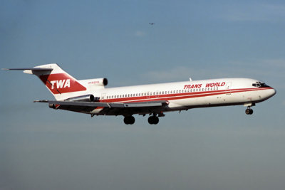 TWA TRANS WORLD BOEING 727 200 JFK RF 327 28.jpg