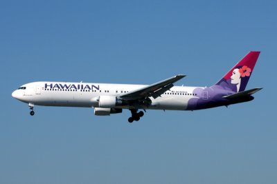 HAWAIIAN BOEING 767 300 LAX RF IMG_1364.jpg