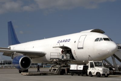 CARGO AIRBUS A300F AMS RF IMG_2579.jpg