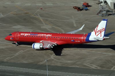 VIRGIN BLUE EMBRAER 190 BNE RF IMG_6635.jpg