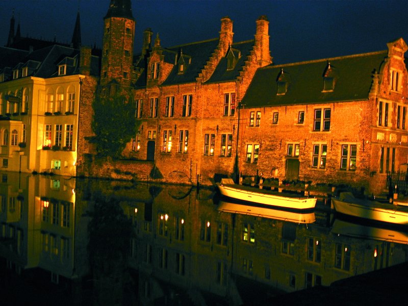 Bruges at night