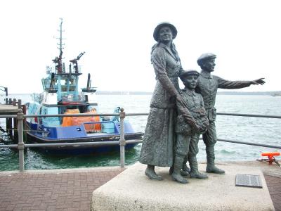 Annie Moore