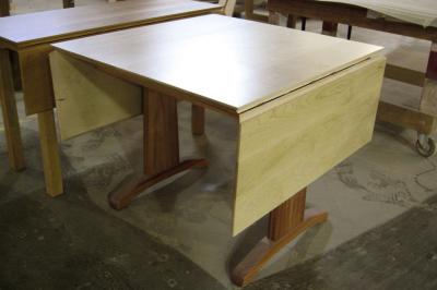 Kitchen table, closed