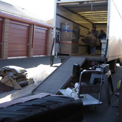 Loading the heavy pieces next morning