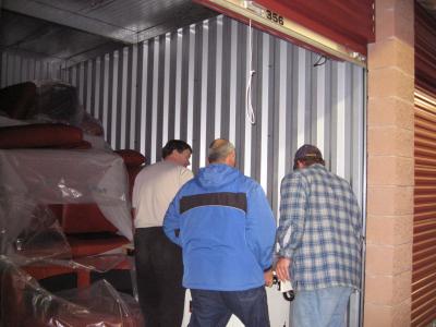 And putting the saw in place