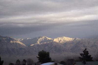 Mountains along the way home from Utah