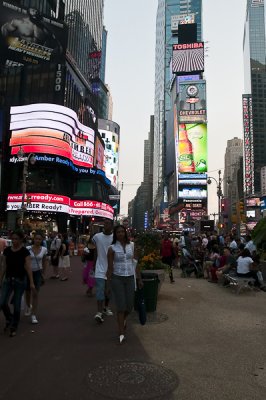 Times Square 12