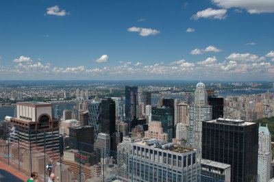 Several pics of the Rockfeller Center Top of the Rocks as I couldn't chose. I have also let some of my preferred model. No line and better view than the Empire State Building. Actually, when you're on the Empire State, you can't see it, can you?