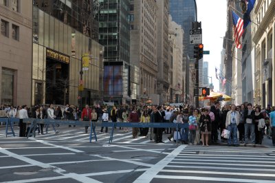 Closing 5th between 57th and 49th for the Easter Parade.