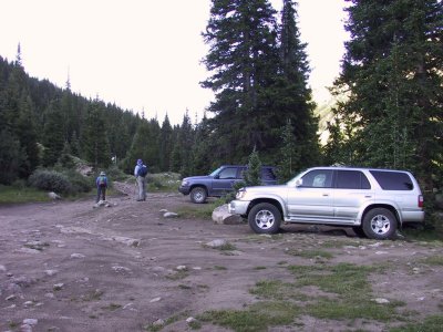 4WD TH, Parking