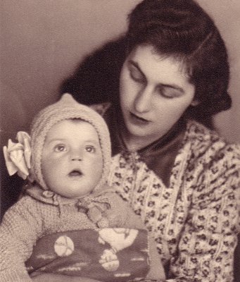 Nena + Ela Vukusa 1942