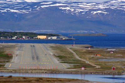 A BOMB ON THE AIRPORT!