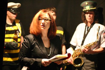 Christine Werner und das Arbeitslosenpolizeiorchester