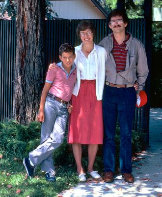 1984 Sean, Grandma Paxton & Dad